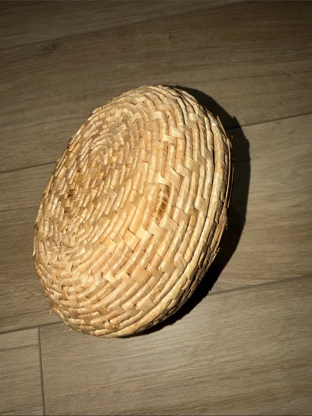 vintage Avon Gift Collection Mother Hen wicker lidded basket Cottagecore